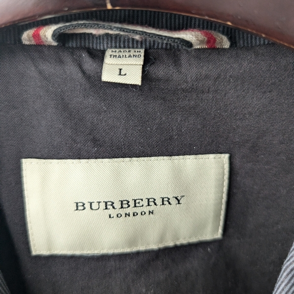 Burberry Classic Pinstripe Blazer size Large - Picture 7 of 16